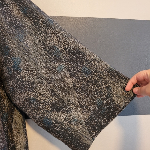 Eileen Fisher Cosmo Jacquard 3/4 Sleeve Silk Blend Jacket in Ash Size Medium - Picture 9 of 16